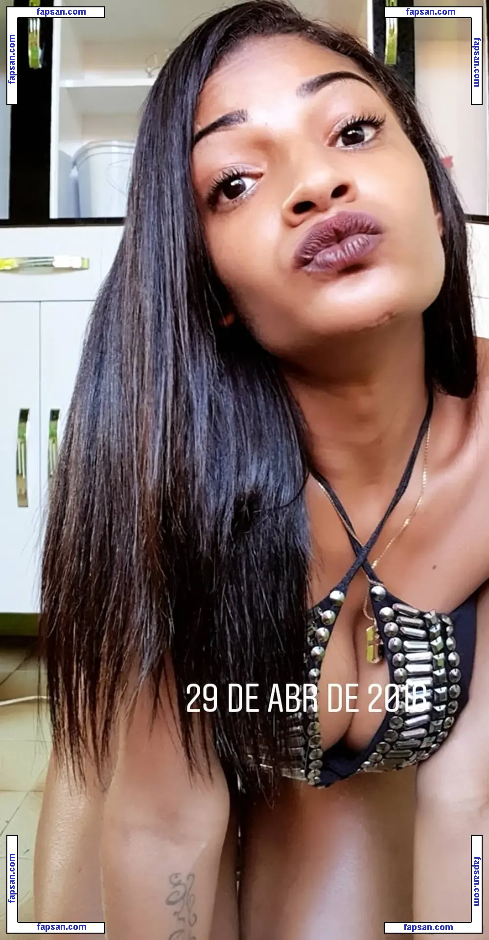 Talitinha Melk nude photo #0012 from OnlyFans