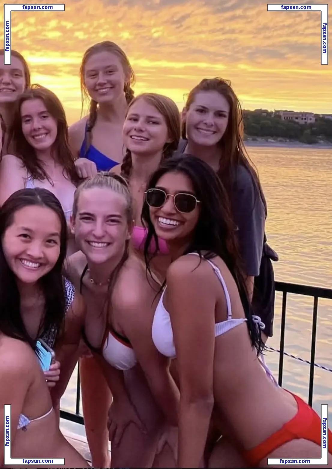 Talkswithjewlz nude photo #0019 from OnlyFans