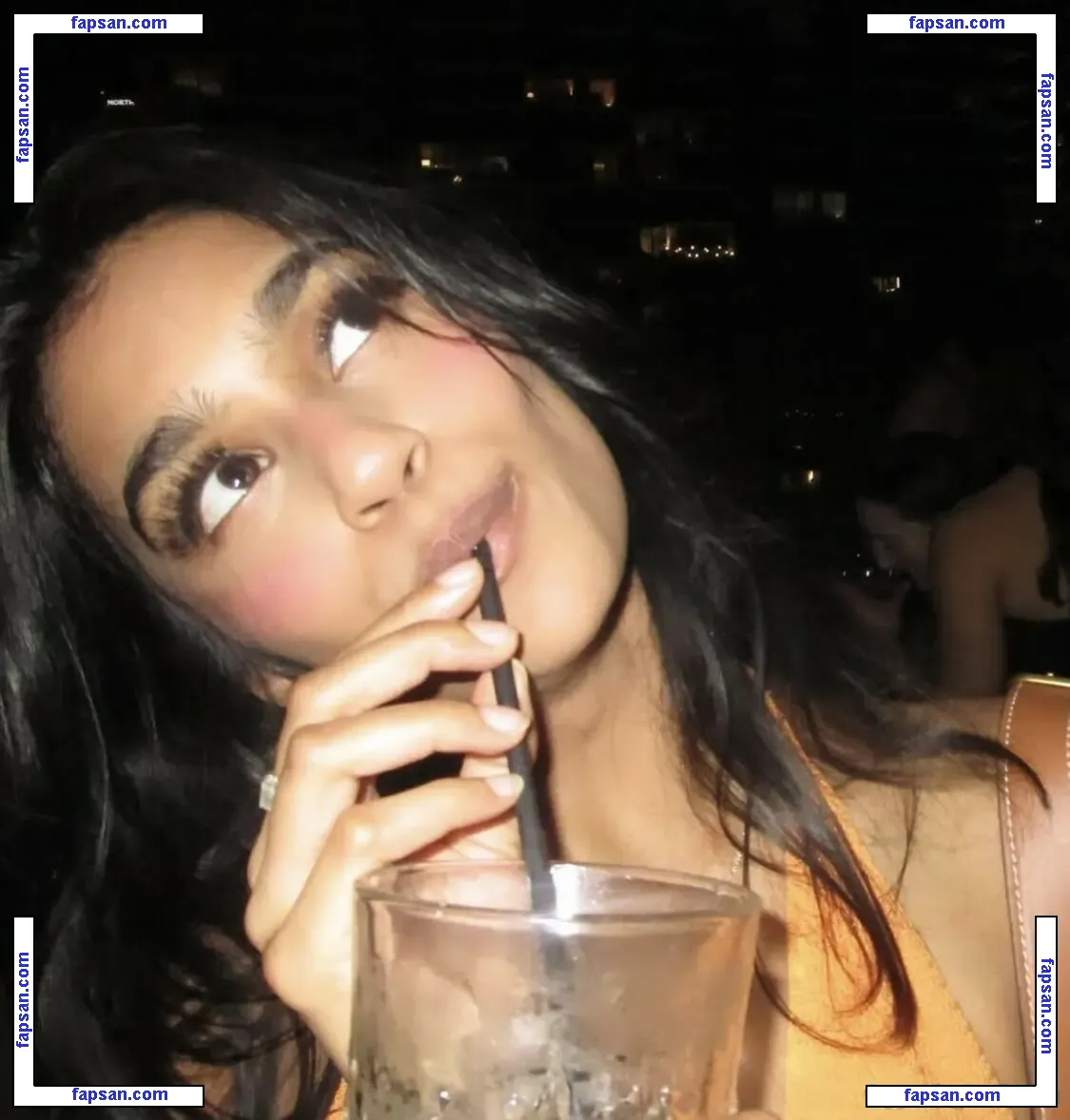 Talkswithjewlz голая фото #0059 с Онлифанс