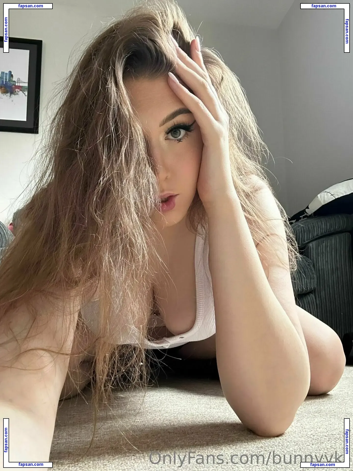 tallgirlkatie nude photo #0001 from OnlyFans