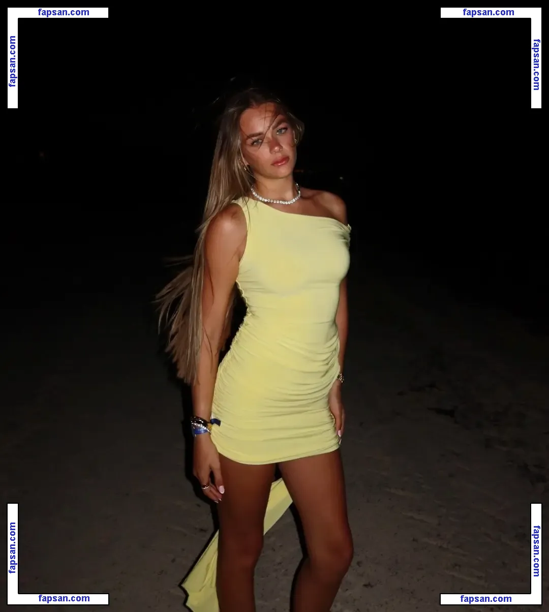 Tallulah Metcalfe nude photo #0020 from OnlyFans