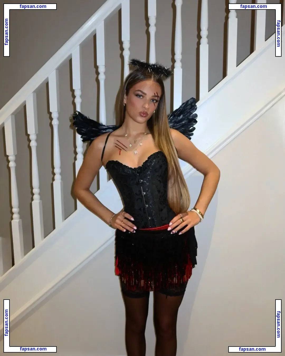 Tallulah Metcalfe голая фото #0024 с Онлифанс