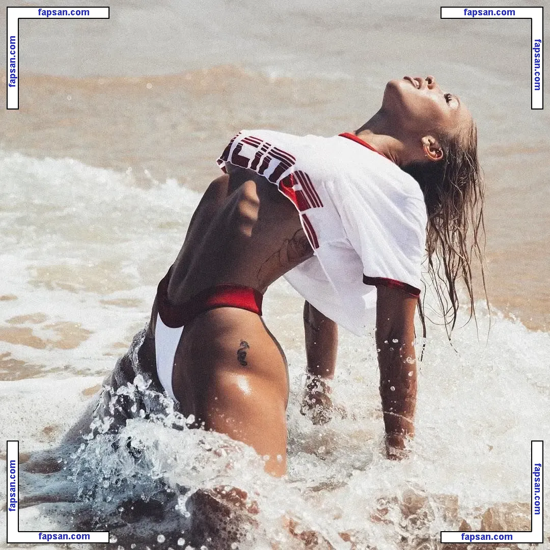 Tammy Hembrow nude photo #0088 from OnlyFans