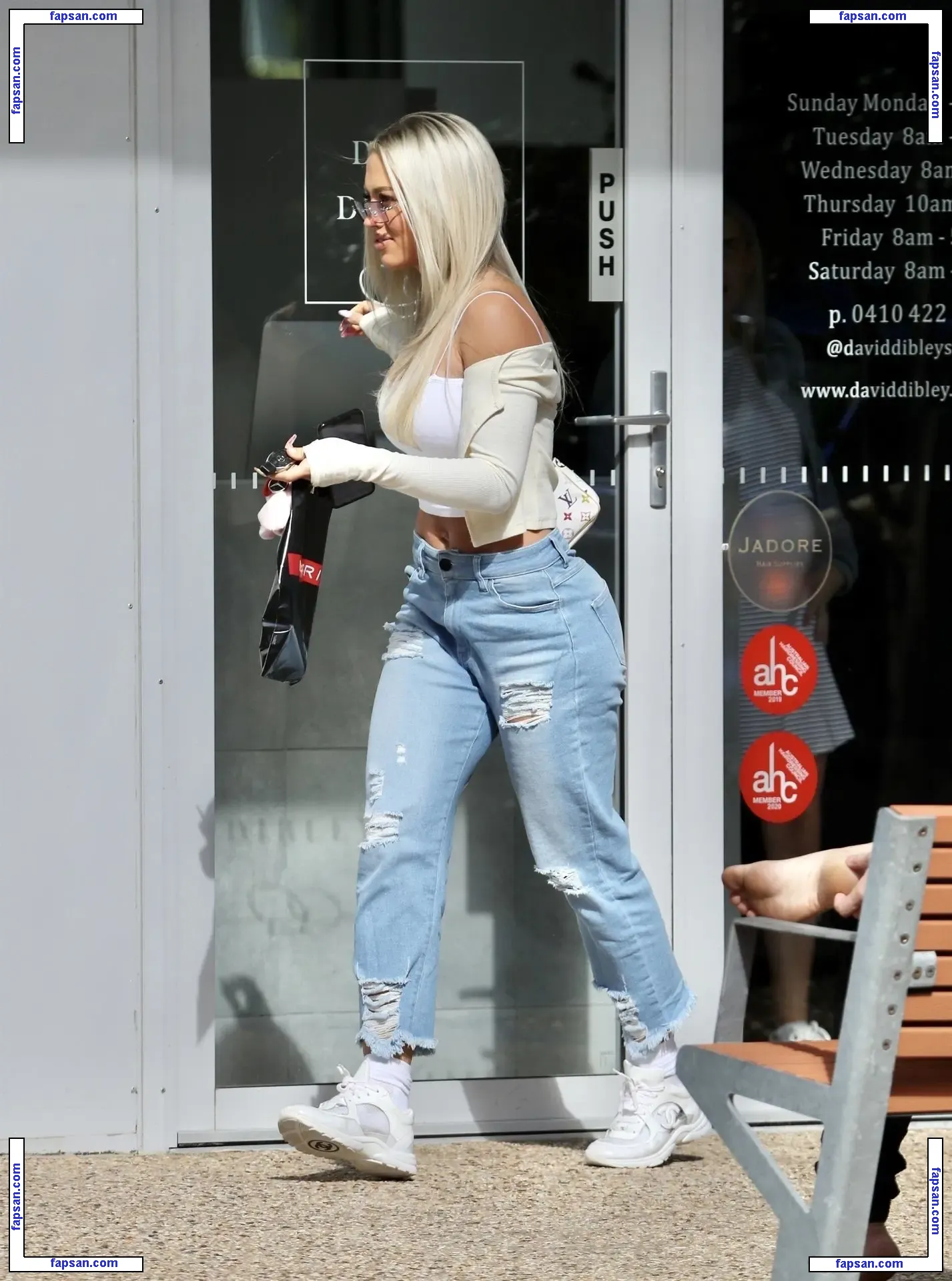 Tammy Hembrow nude photo #0315 from OnlyFans
