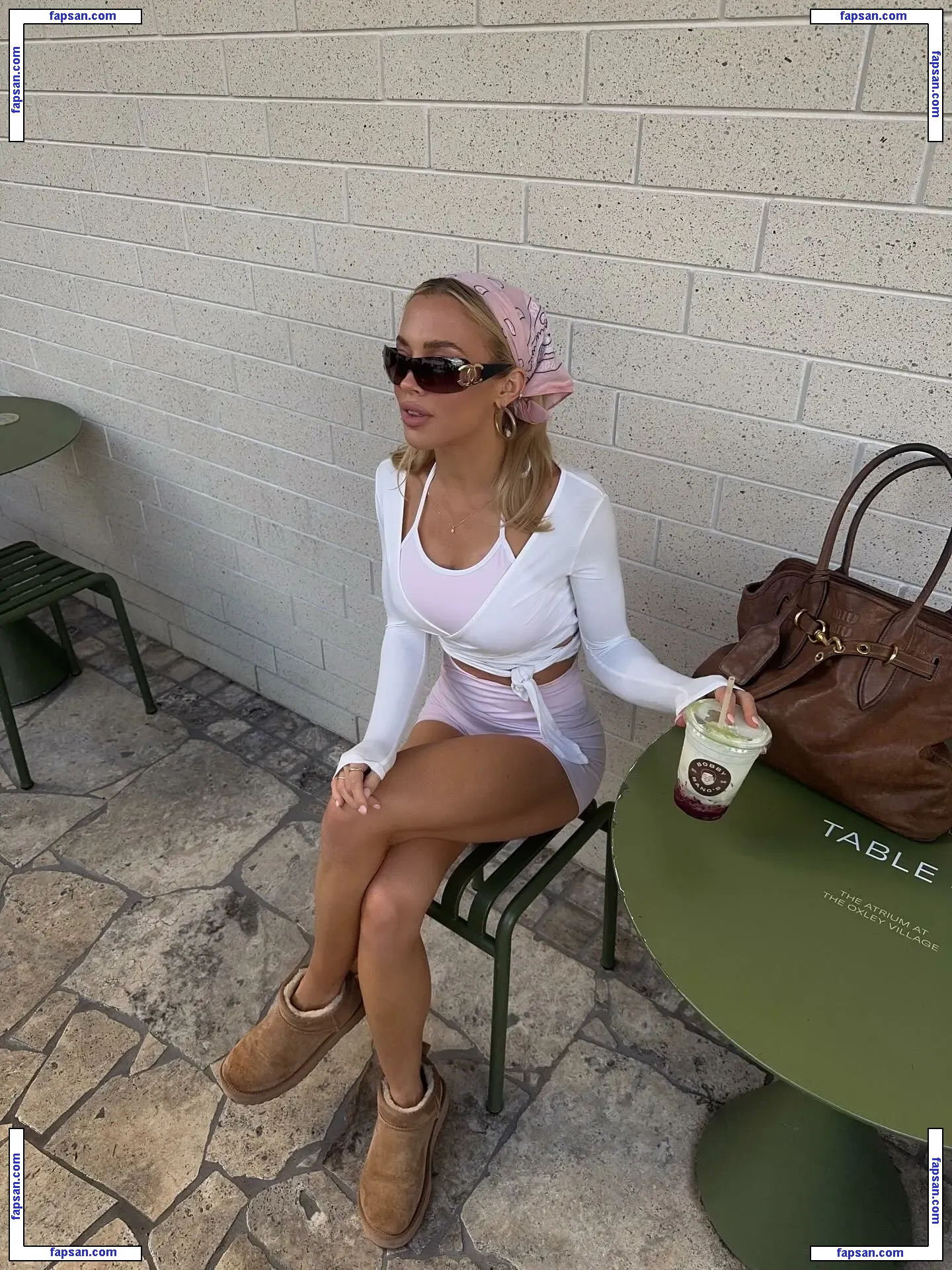 Tammy Hembrow nude photo #0873 from OnlyFans