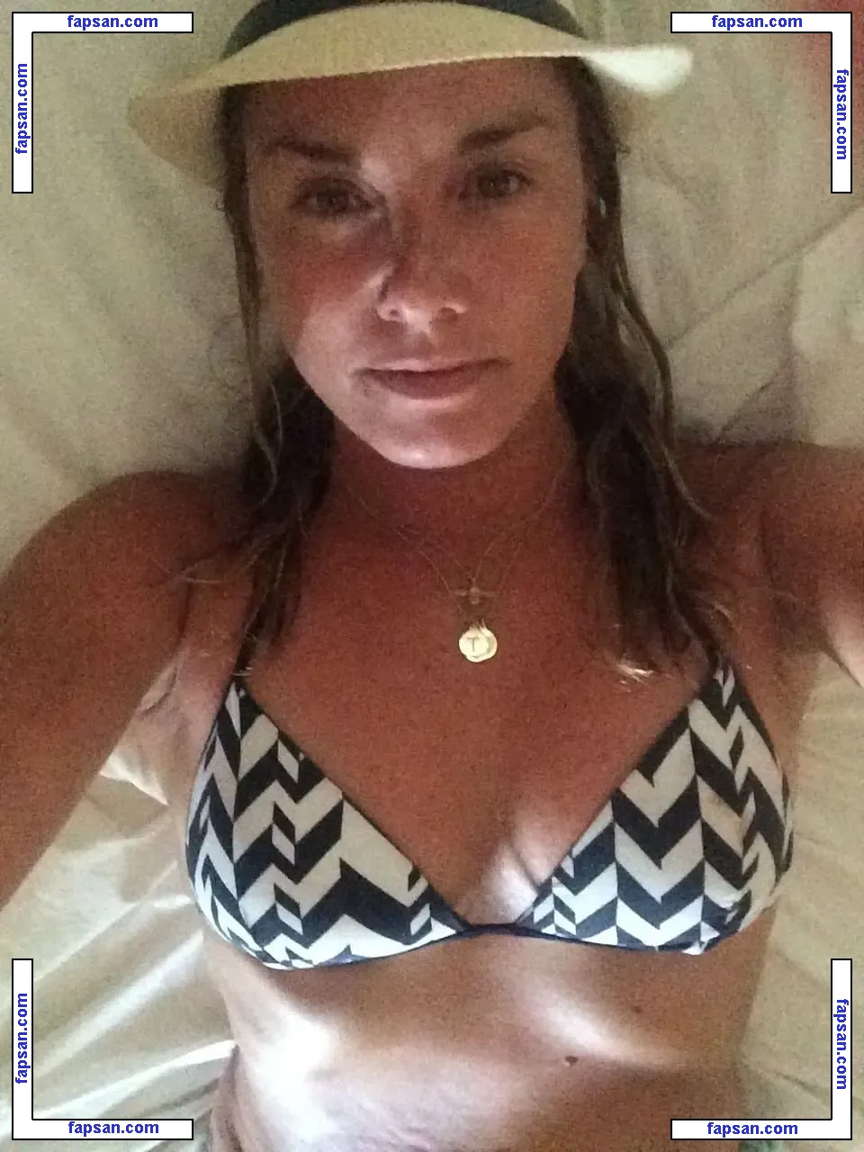 Tamzin Outhwaite nude photo #0006 from OnlyFans