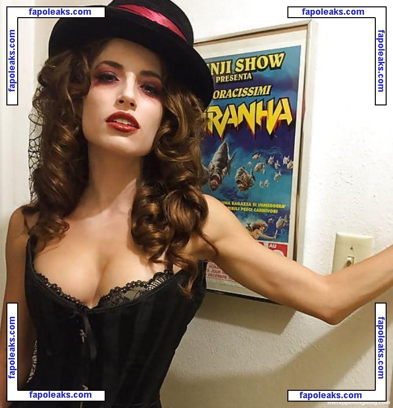 Tania Raymonde / tania.raymonde голая фото #0116 с Онлифанс