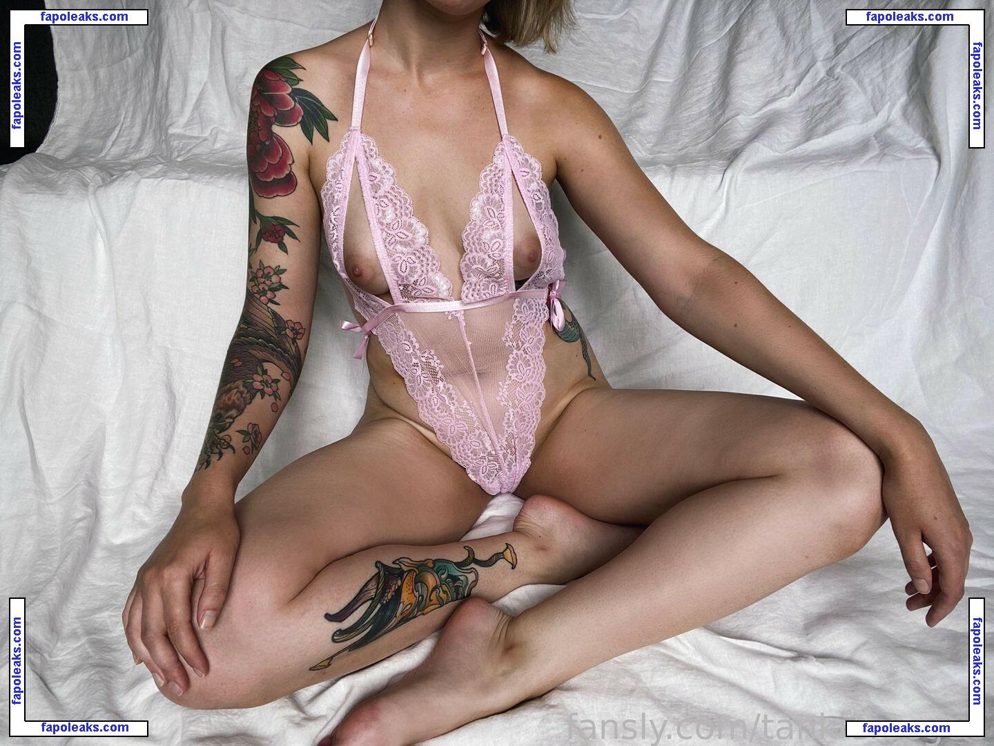 tankiemcgee / tank.mcgee / titsmcgeexo nude photo #0011 from OnlyFans