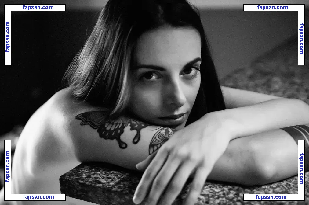 Tanya Girardi nude photo #0005 from OnlyFans