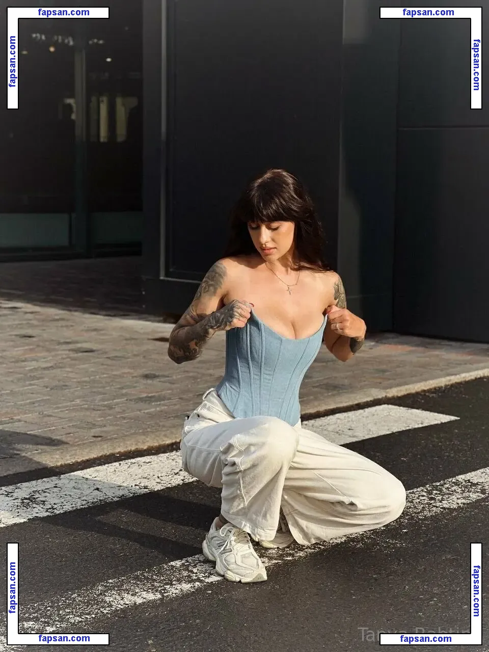 tanyabahtinavip nude photo #0019 from OnlyFans