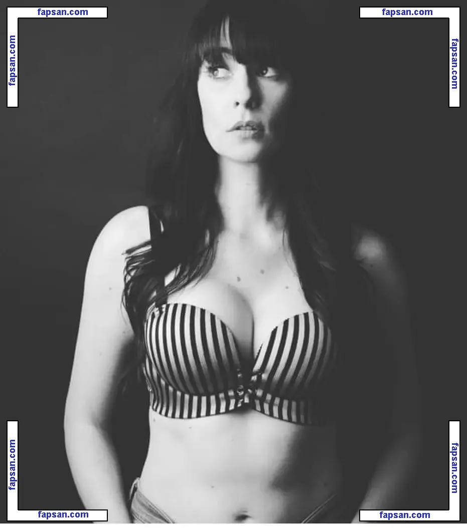 Tara Erickson голая фото #0008 с Онлифанс