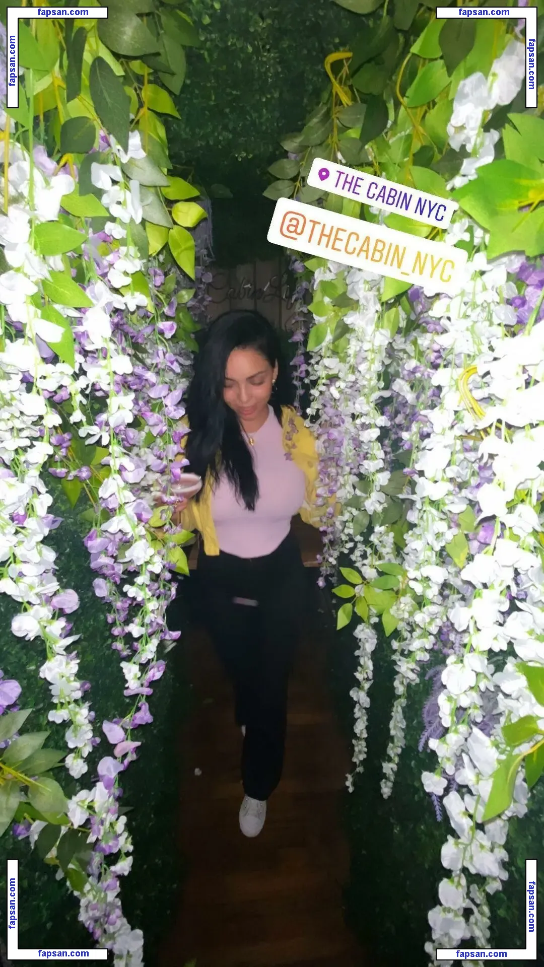 Tara Yazdi nude photo #0060 from OnlyFans
