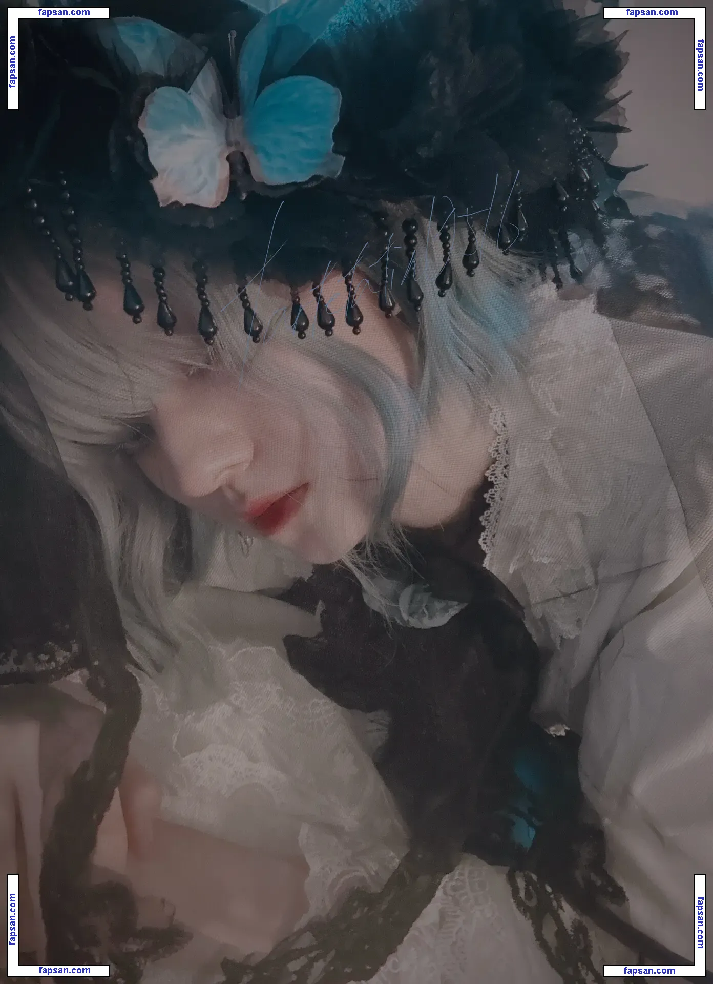 tartetatin0516 nude photo #0008 from OnlyFans