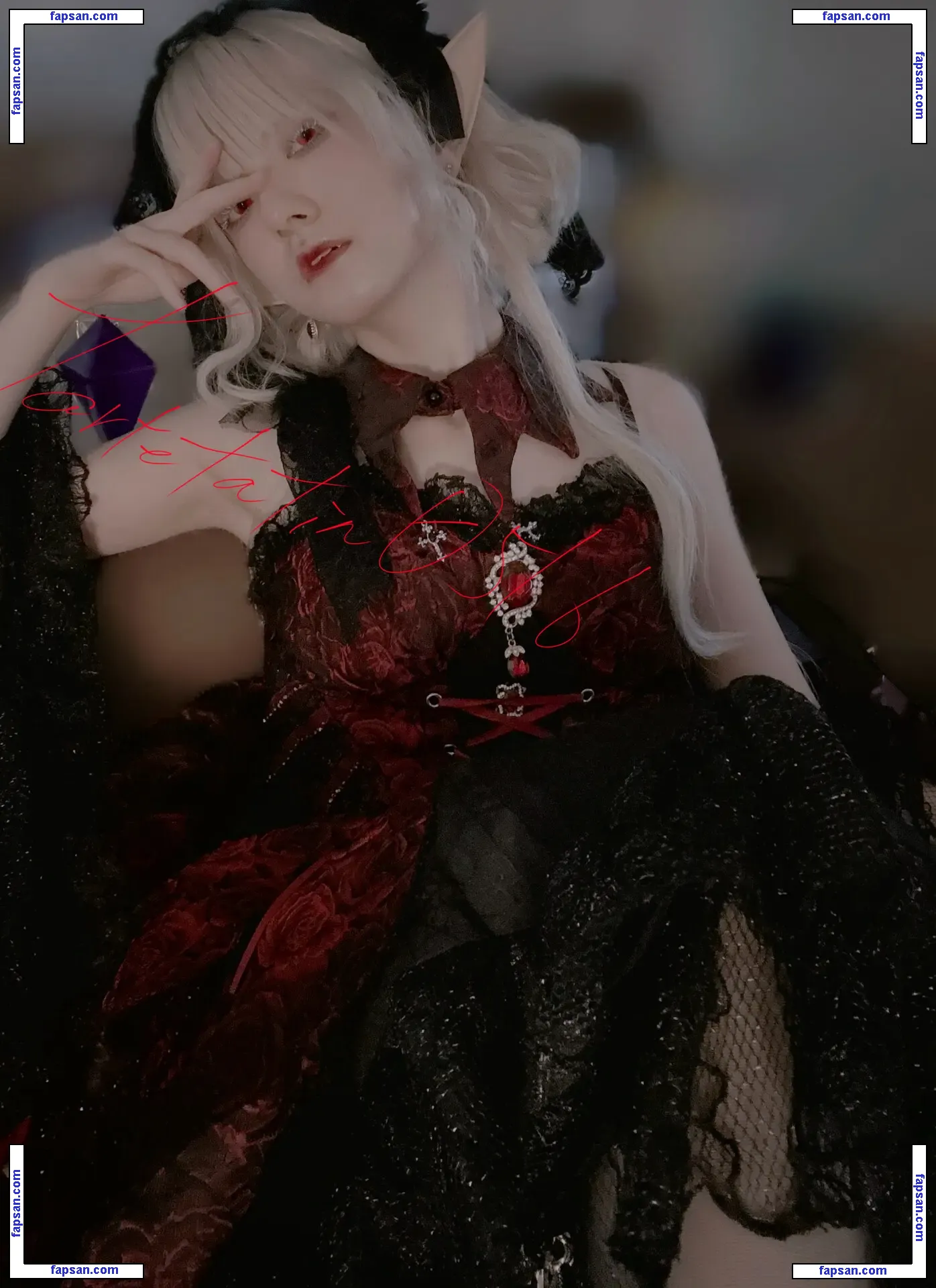 tartetatin0516 nude photo #0012 from OnlyFans