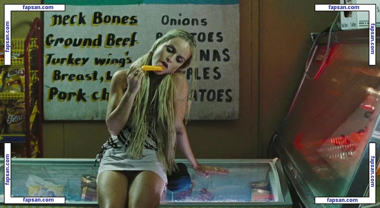 Taryn Manning nude photo #0086 from OnlyFans