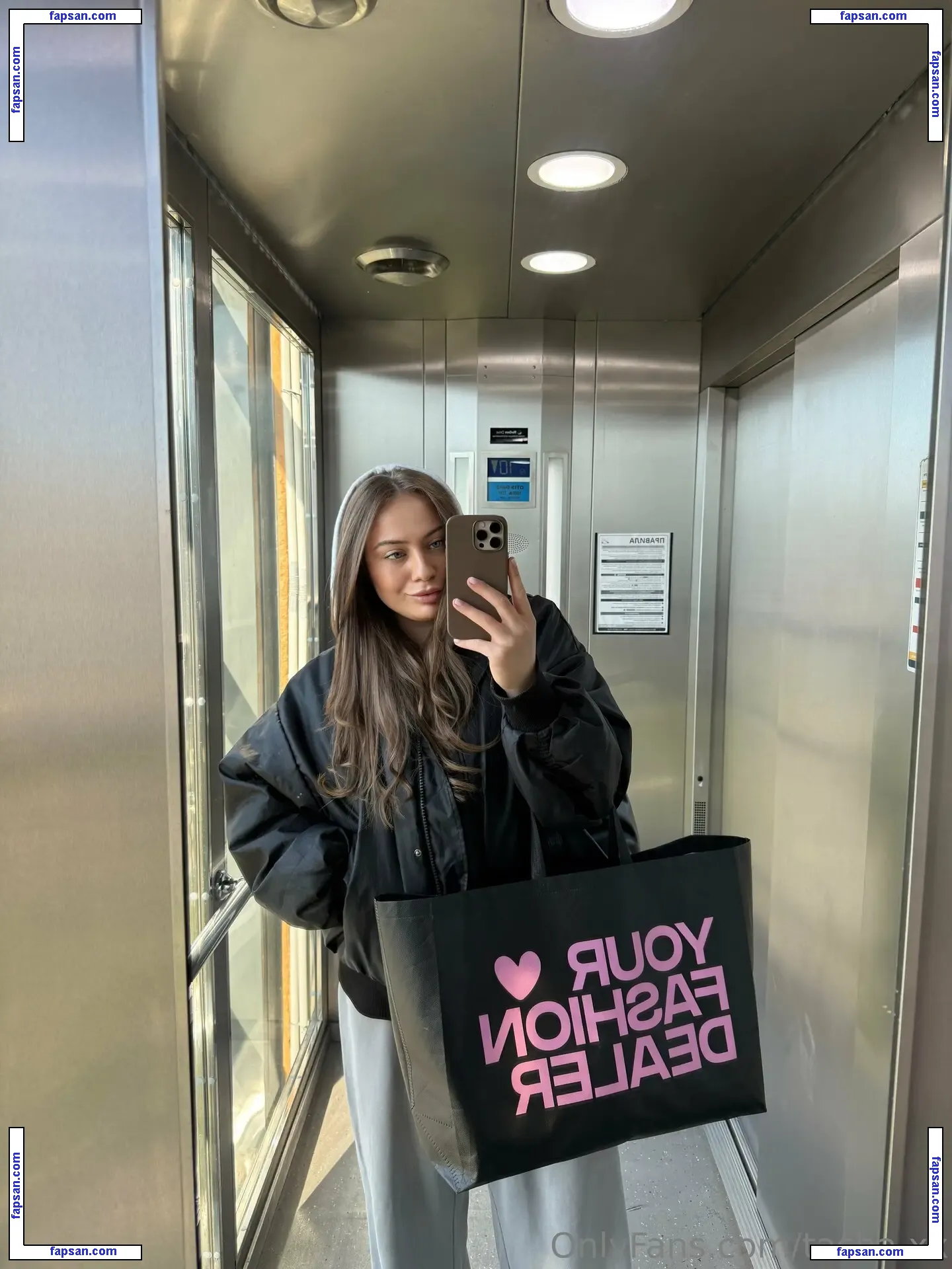 tasha.xx nude photo #0024 from OnlyFans