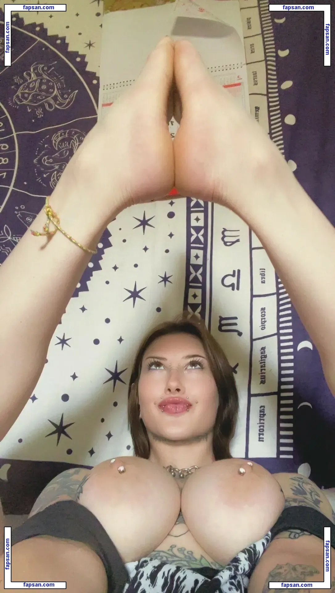 Tasmaniamilkmommy nude photo #0003 from OnlyFans