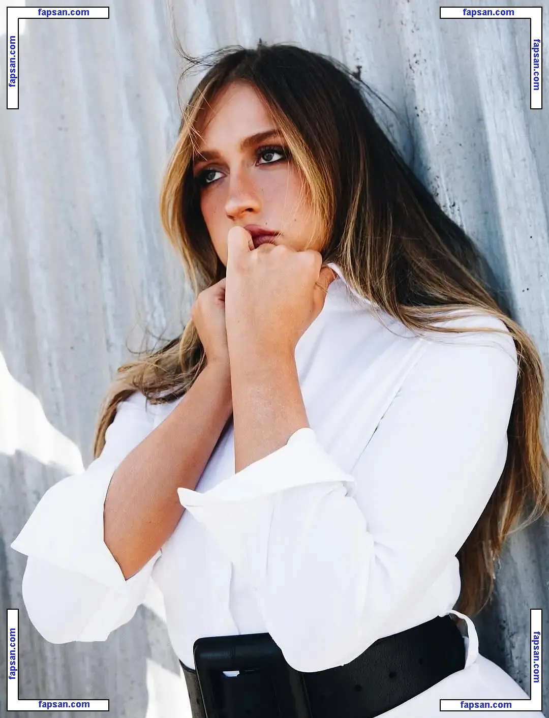 Tate McRae nude photo #1063 from OnlyFans