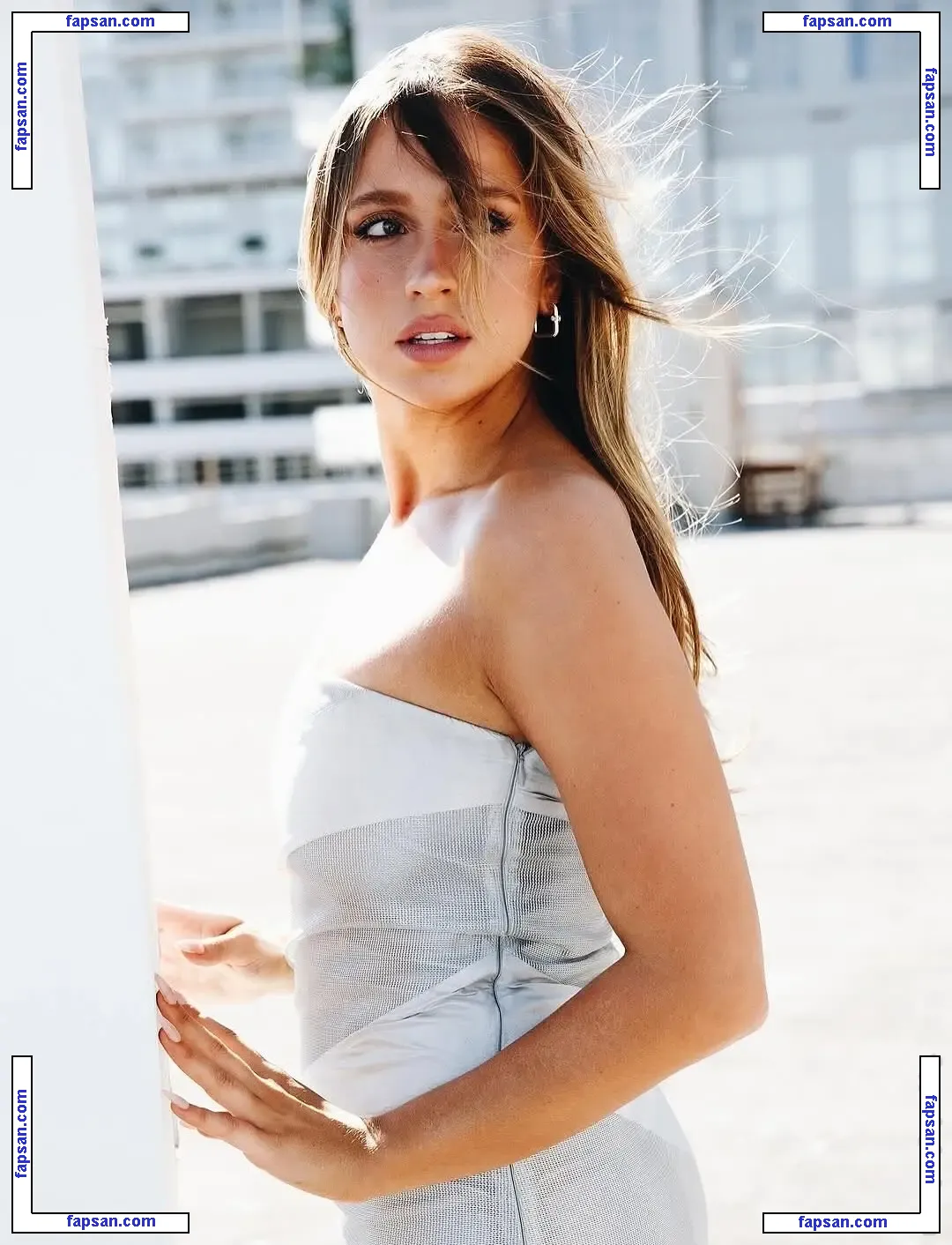 Tate McRae nude photo #1064 from OnlyFans