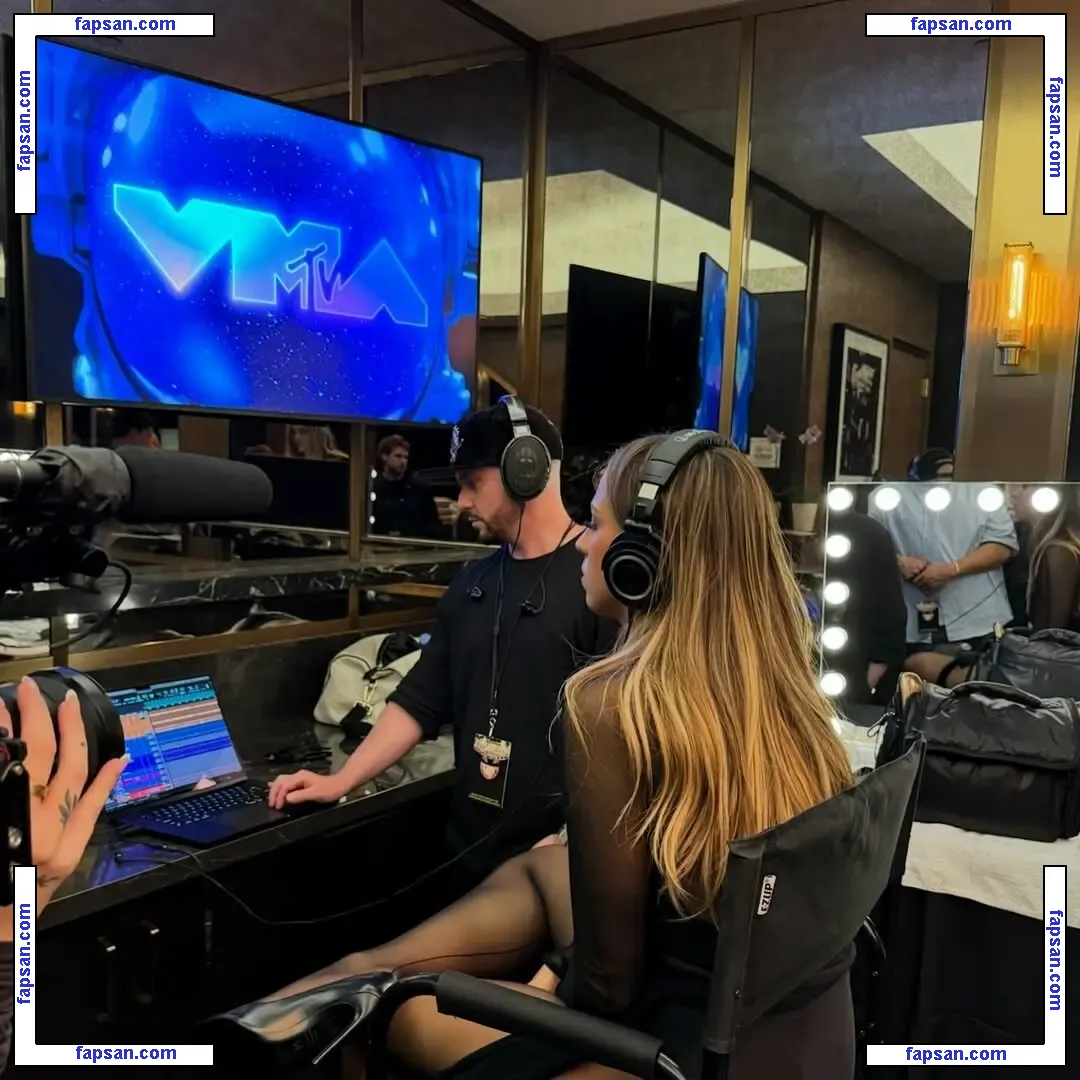 Tate McRae nude photo #1096 from OnlyFans