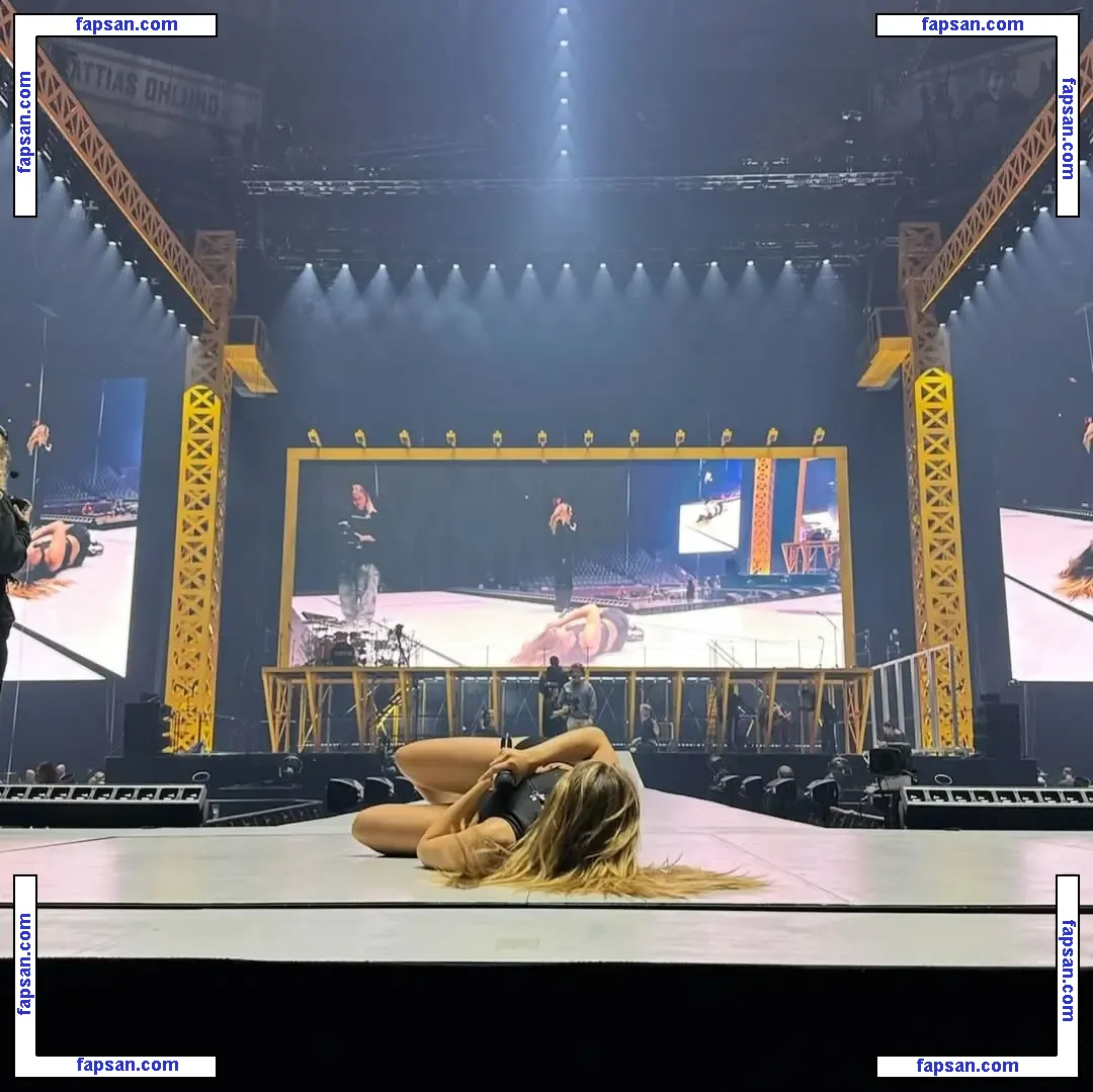 Tate McRae nude photo #1098 from OnlyFans