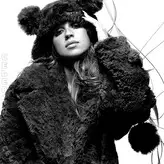 Tate McRae nude #1035