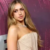 Tate McRae nude #1067