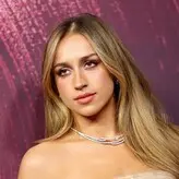 Tate McRae nude #1071