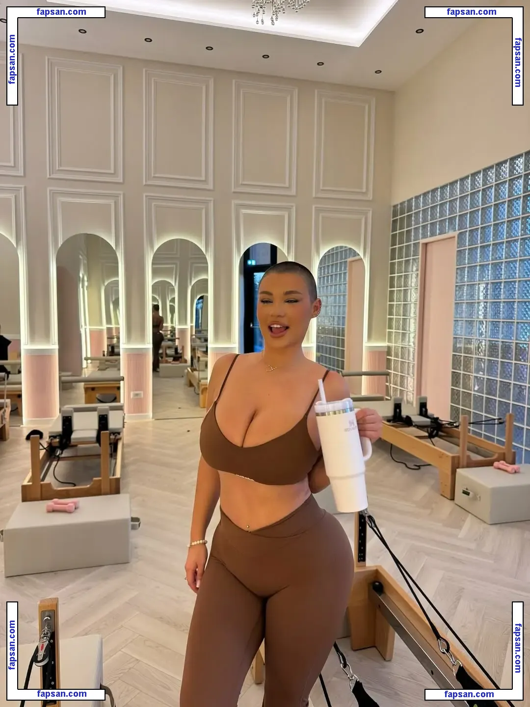 Tatiana Suciu nude photo #0029 from OnlyFans