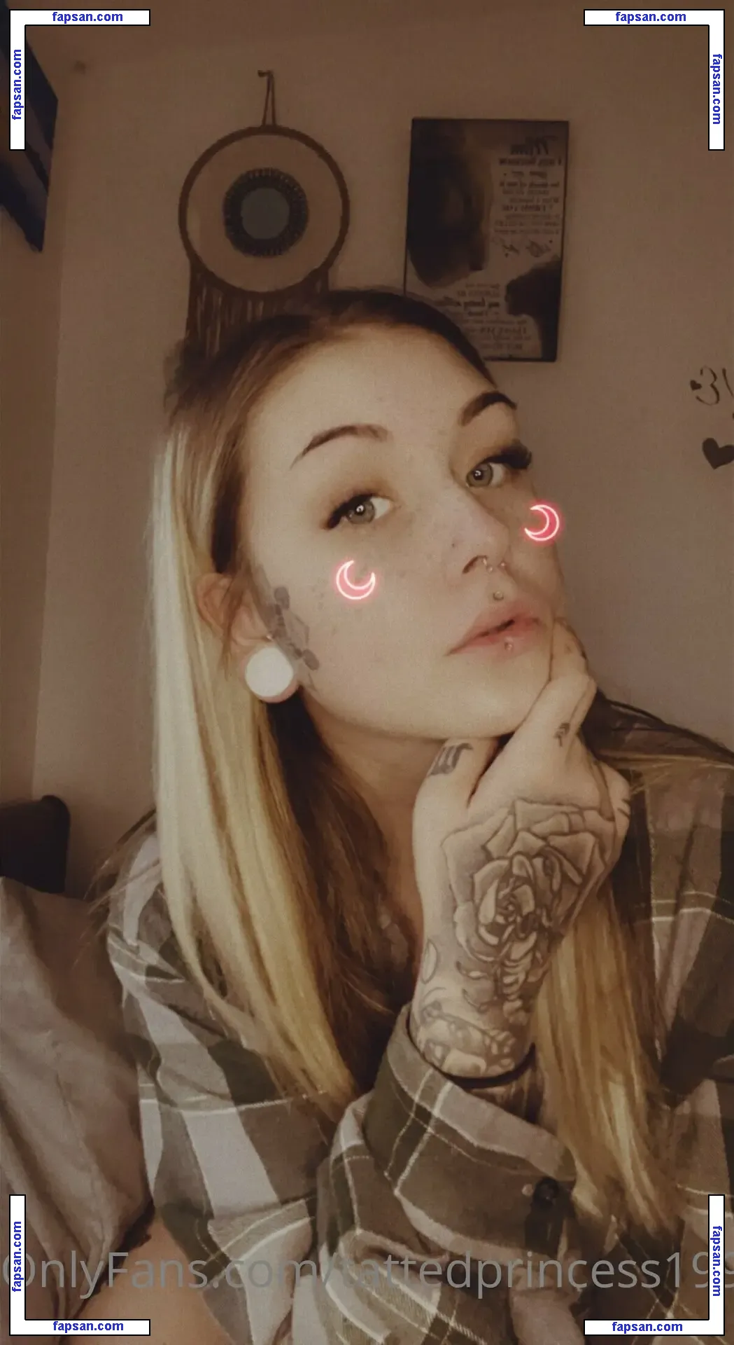 tattedprincess1998 / thetatted_princess nude photo #0009 from OnlyFans