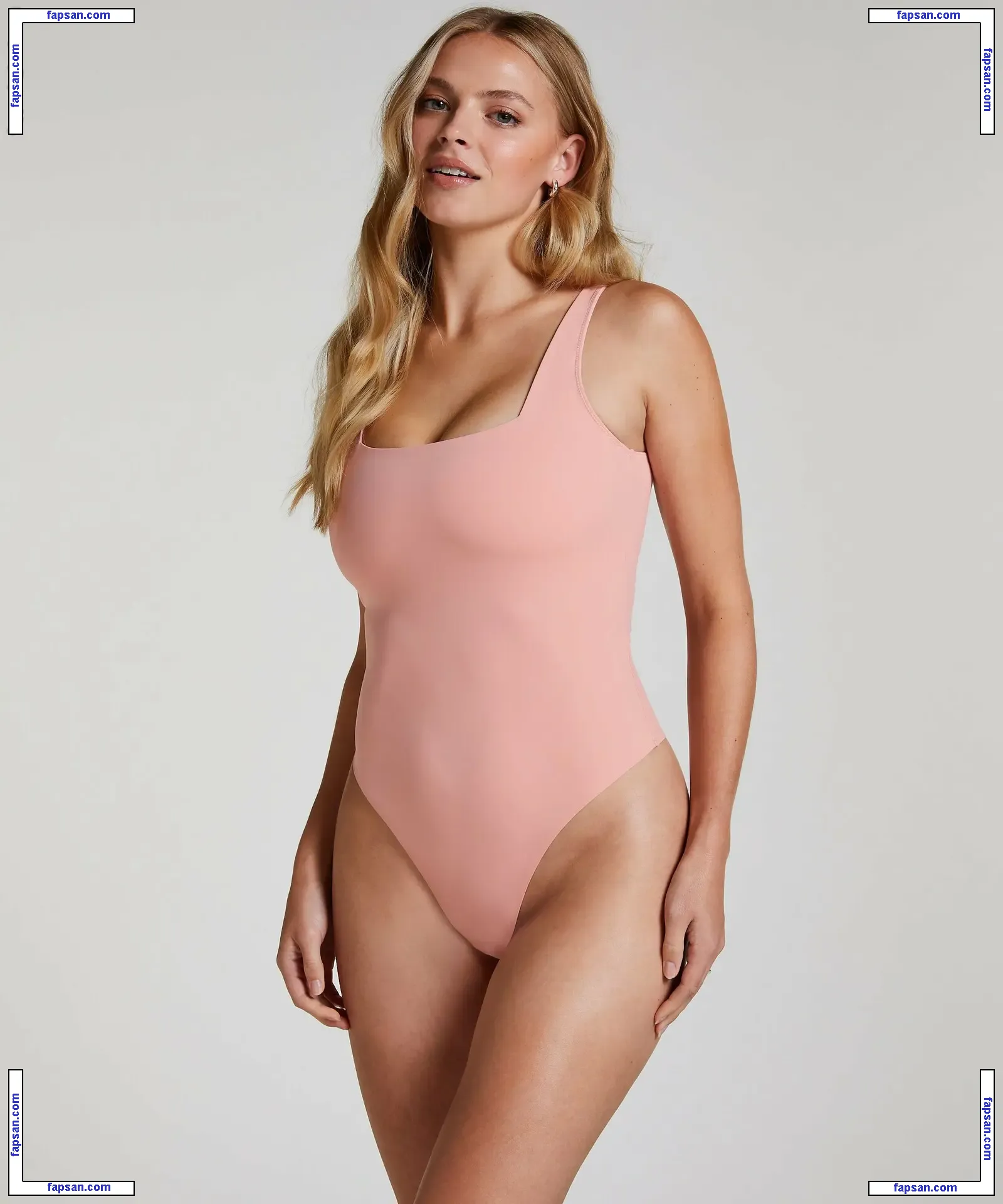 Tatum Bakker голая фото #0002 с Онлифанс