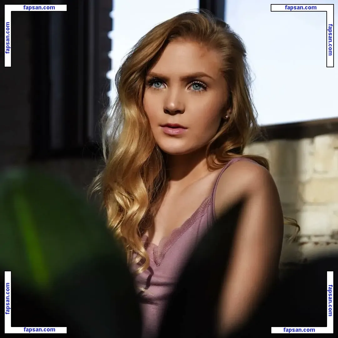 Tatum Pass nude photo #0016 from OnlyFans