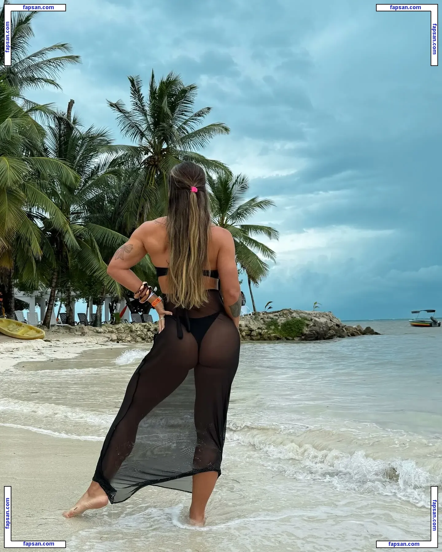 Taty Zatto nude photo #0003 from OnlyFans