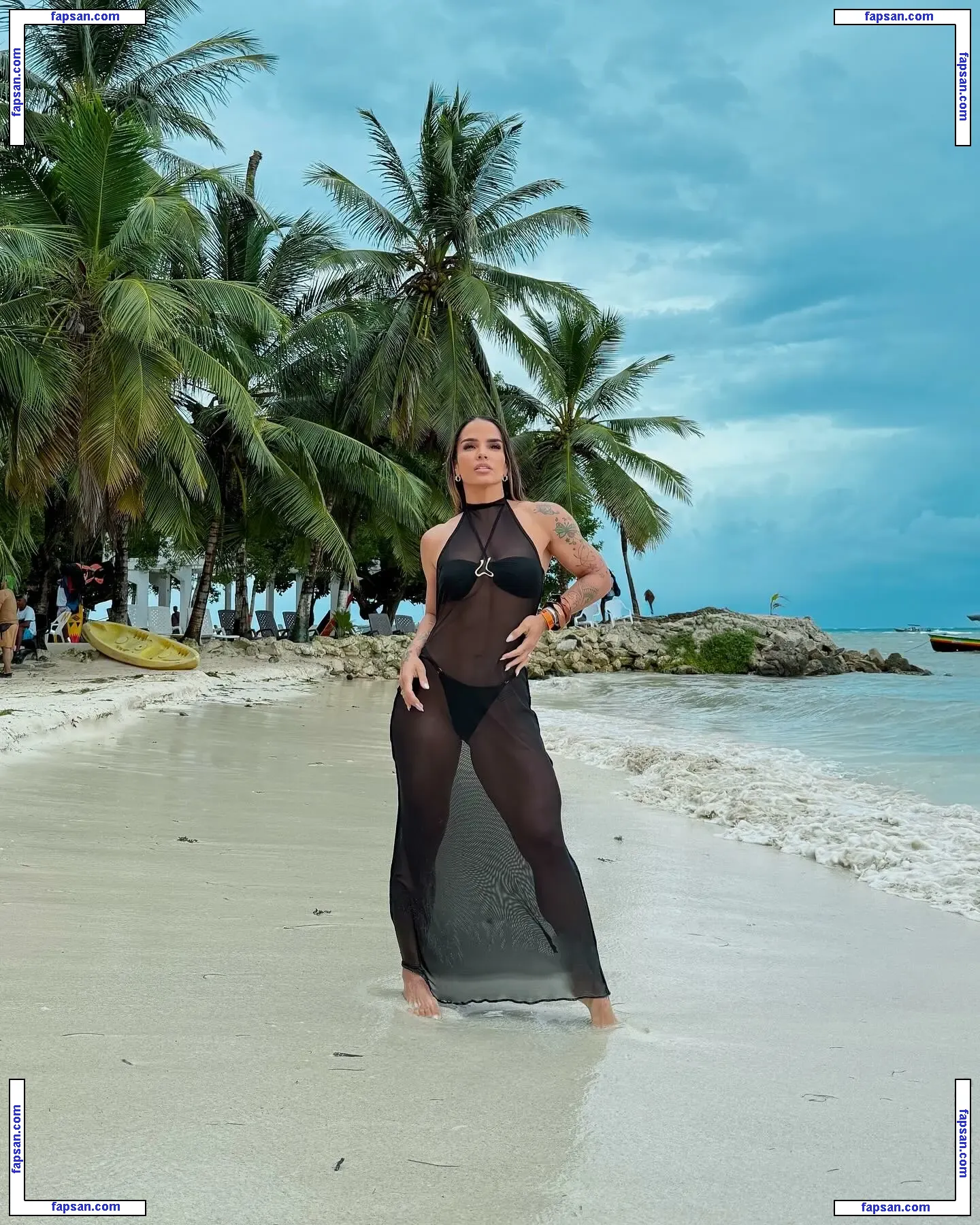 Taty Zatto nude photo #0020 from OnlyFans