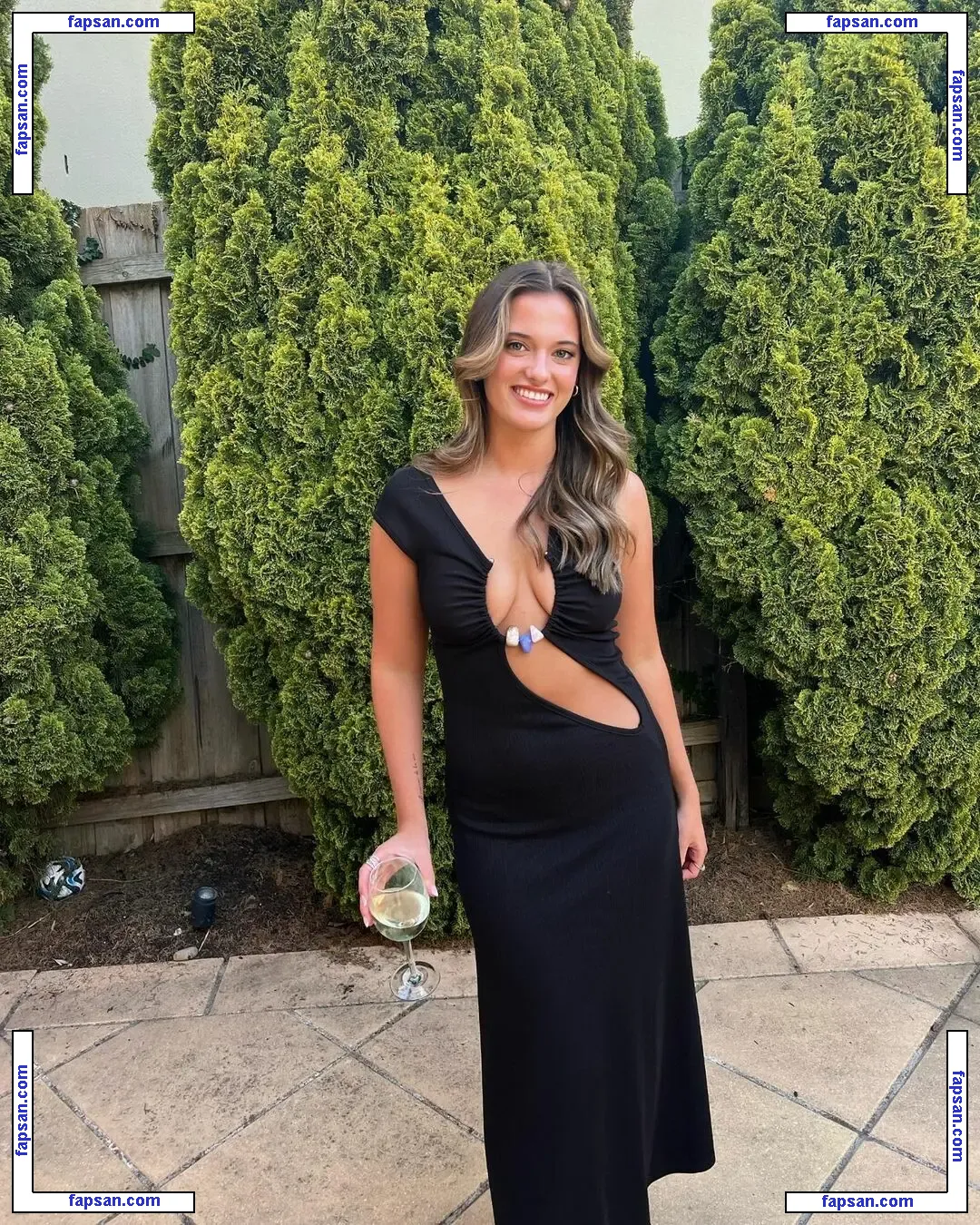 Taya Brooks nude photo #0070 from OnlyFans