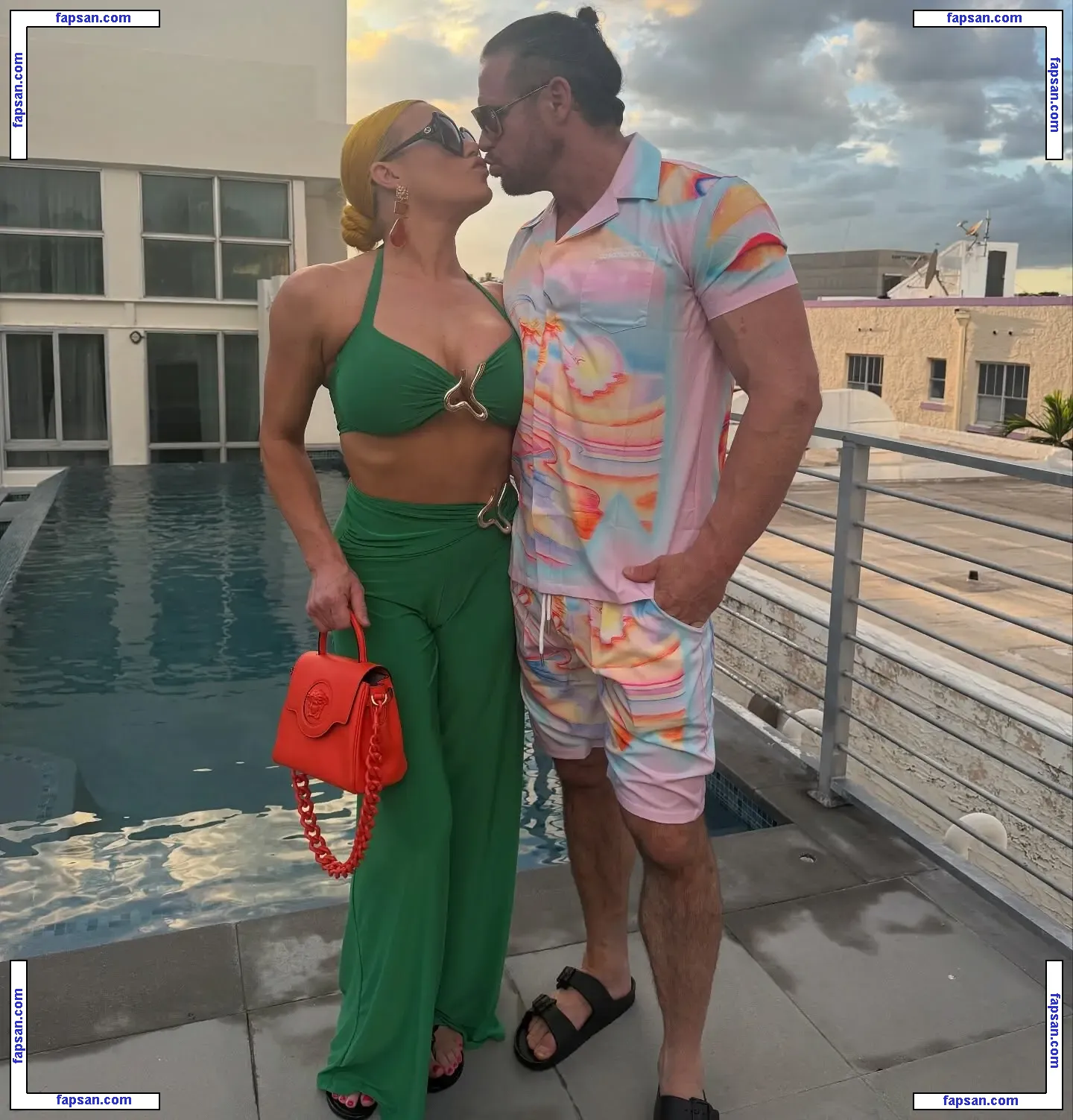 Taya Valkyrie nude photo #0138 from OnlyFans