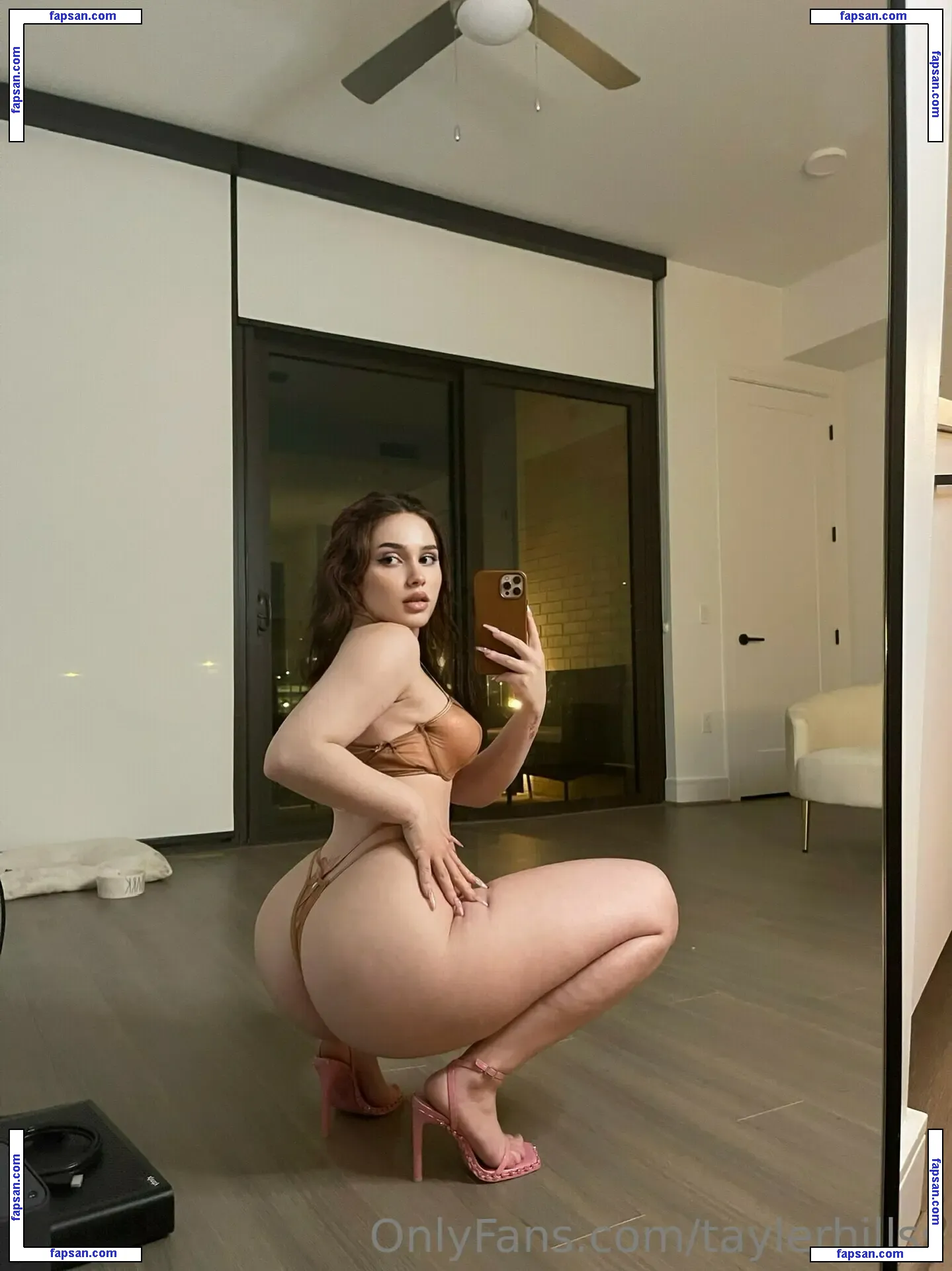 Tayler Hillss nude photo #0006 from OnlyFans