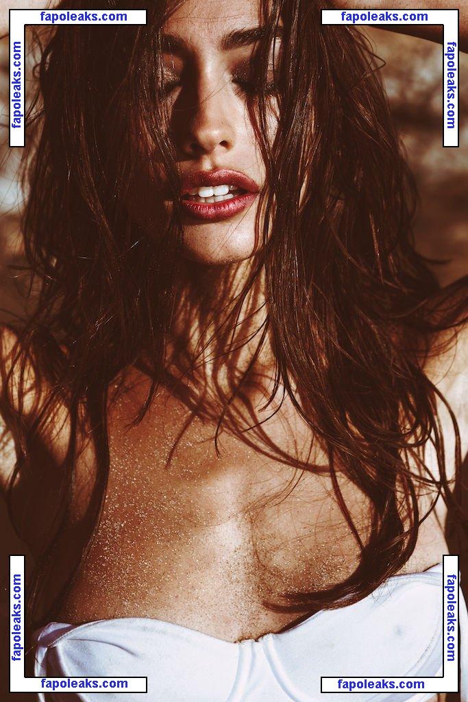 Taylor Hannum nude photo #0008 from OnlyFans