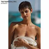 Taylor Hill голая #0239