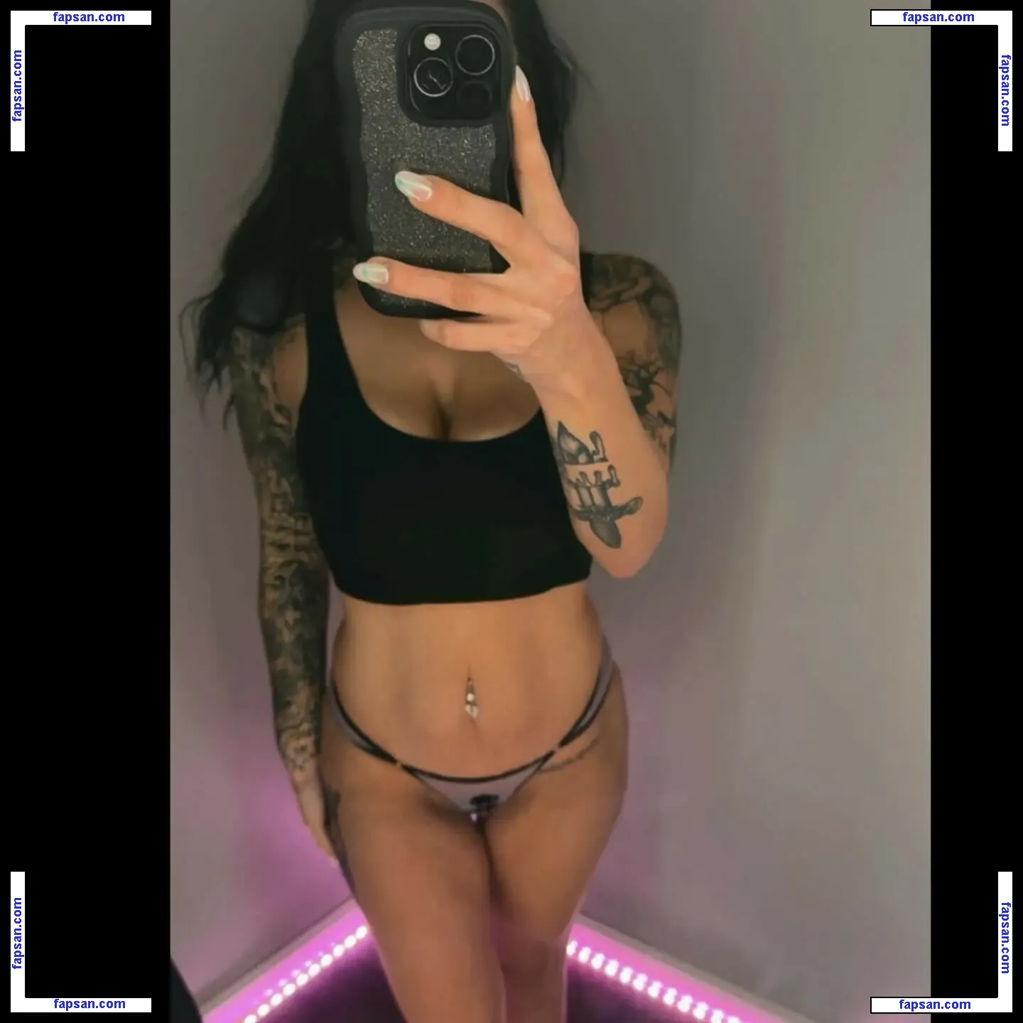 Taylor Madison nude photo #0033 from OnlyFans