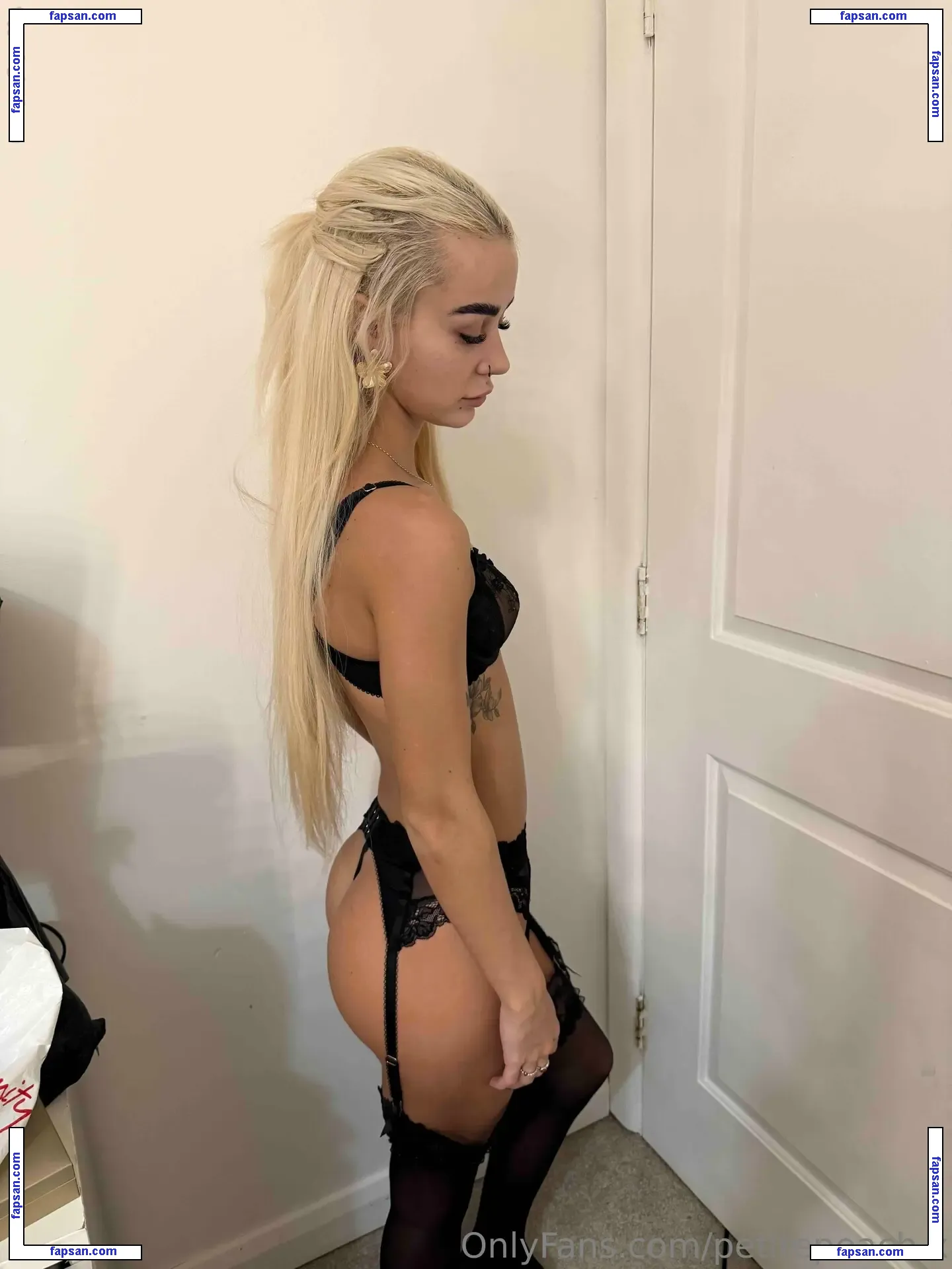 Taylor Mcgibbon nude photo #0009 from OnlyFans