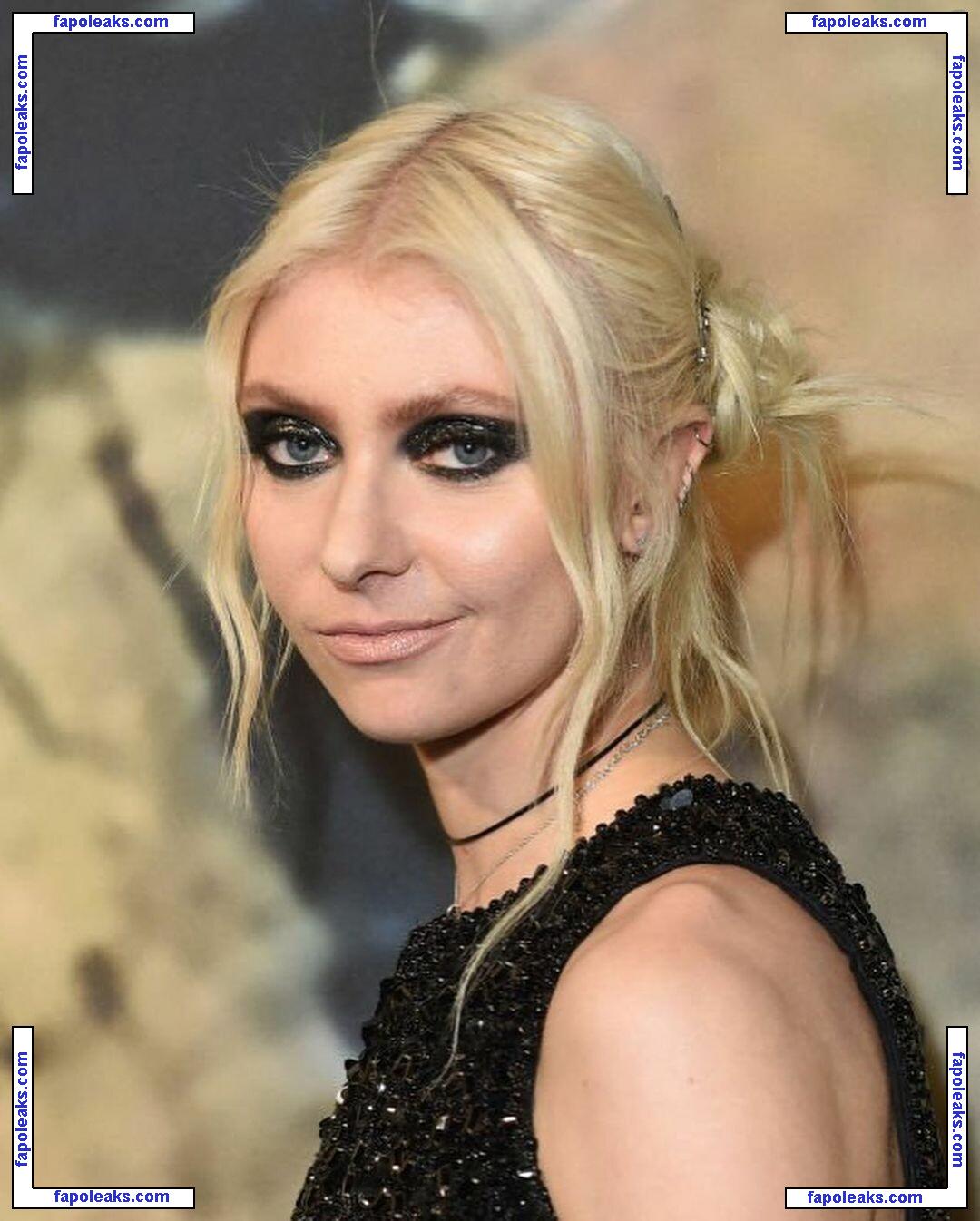 Taylor Momsen / taylormomsen голая фото #0244 с Онлифанс