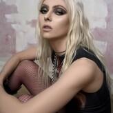 Taylor Momsen голая #0373