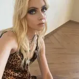 Taylor Momsen голая #0654