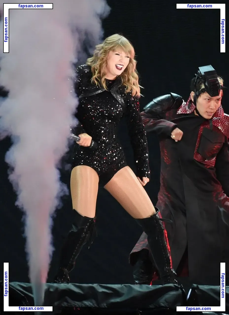 Taylor Swift голая фото #0038 с Онлифанс