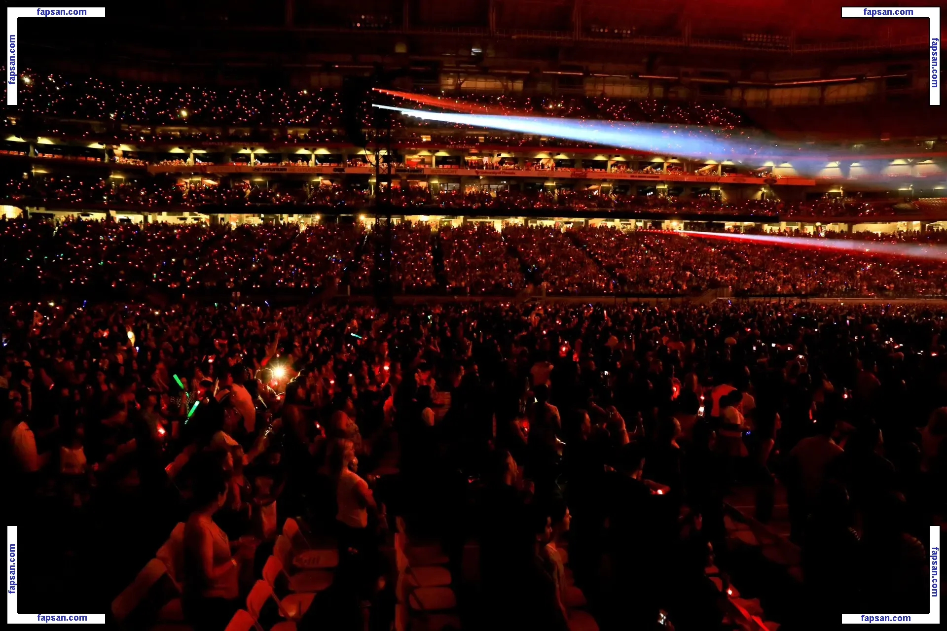 Taylor Swift голая фото #0429 с Онлифанс