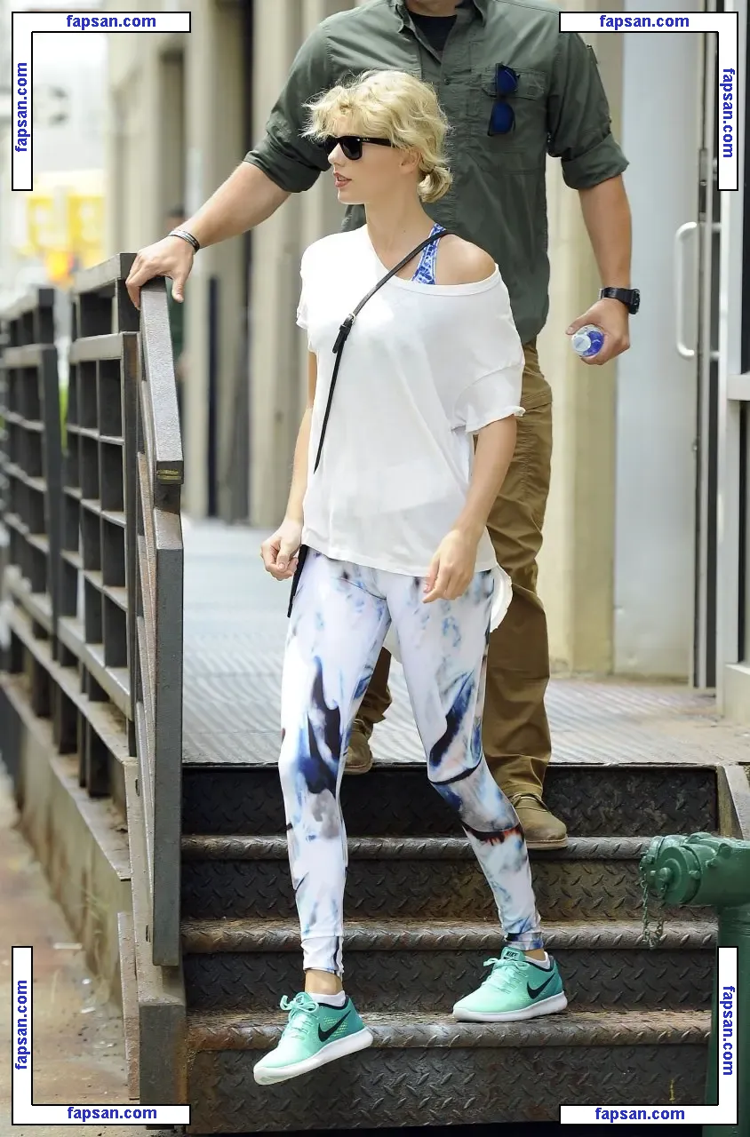 Taylor Swift голая фото #0574 с Онлифанс