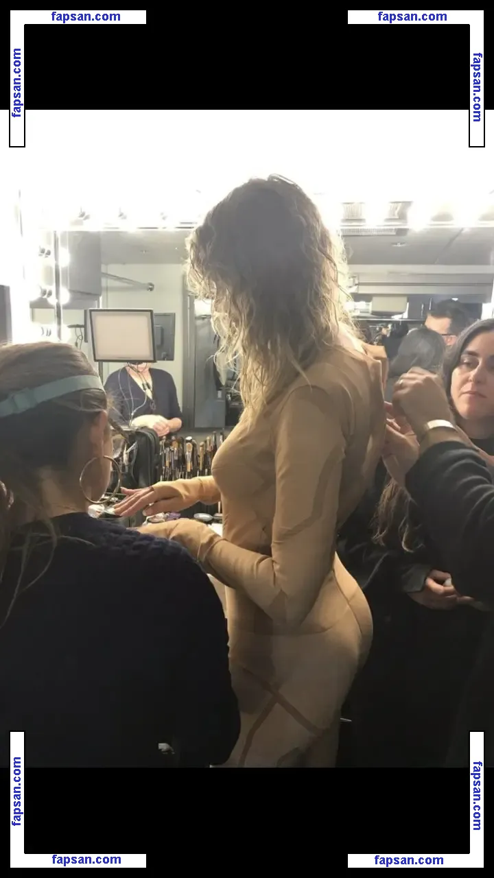 Taylor Swift голая фото #0605 с Онлифанс