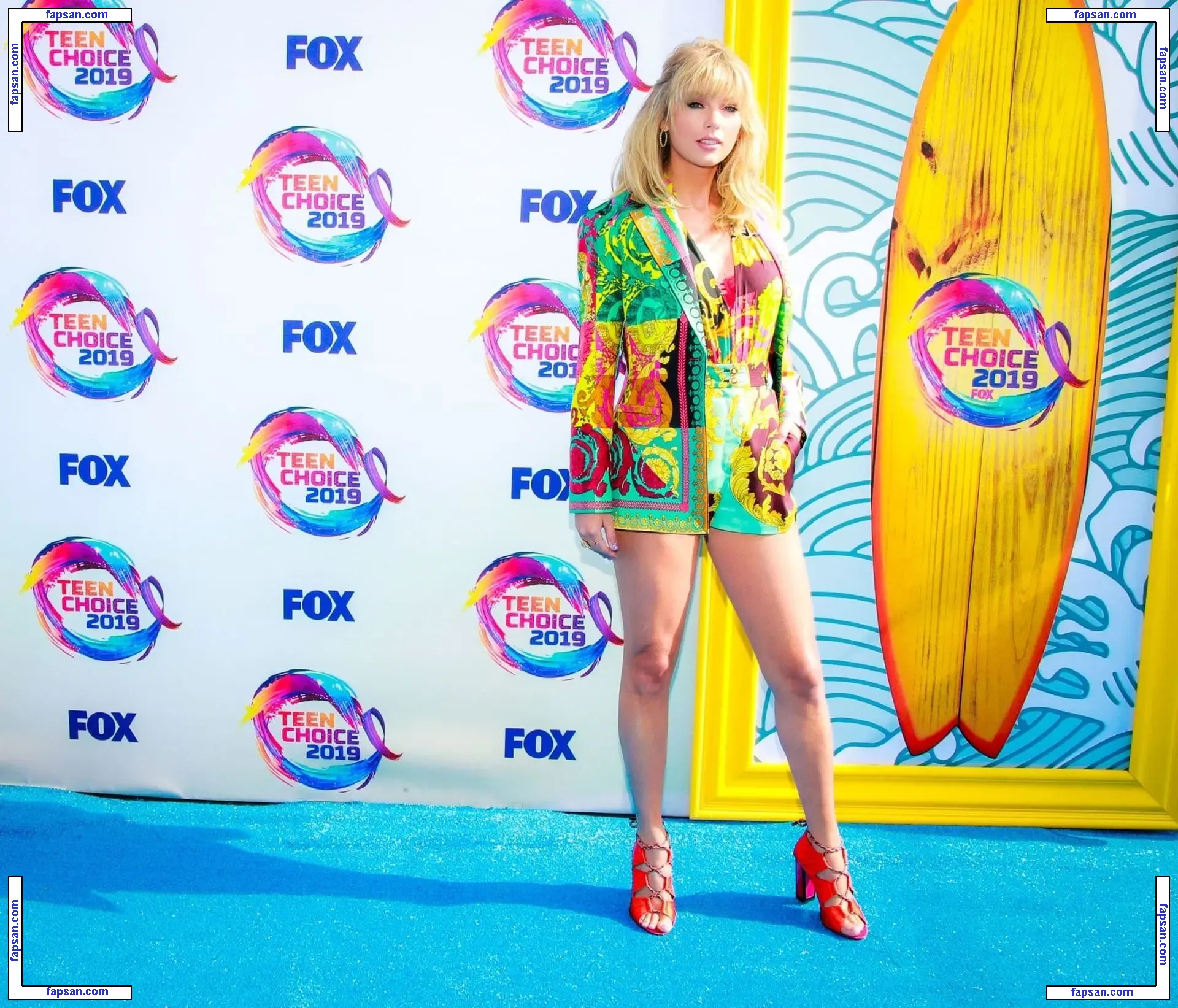 Taylor Swift голая фото #0774 с Онлифанс