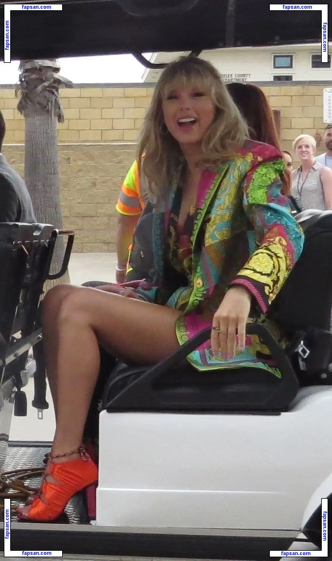 Taylor Swift голая фото #0794 с Онлифанс